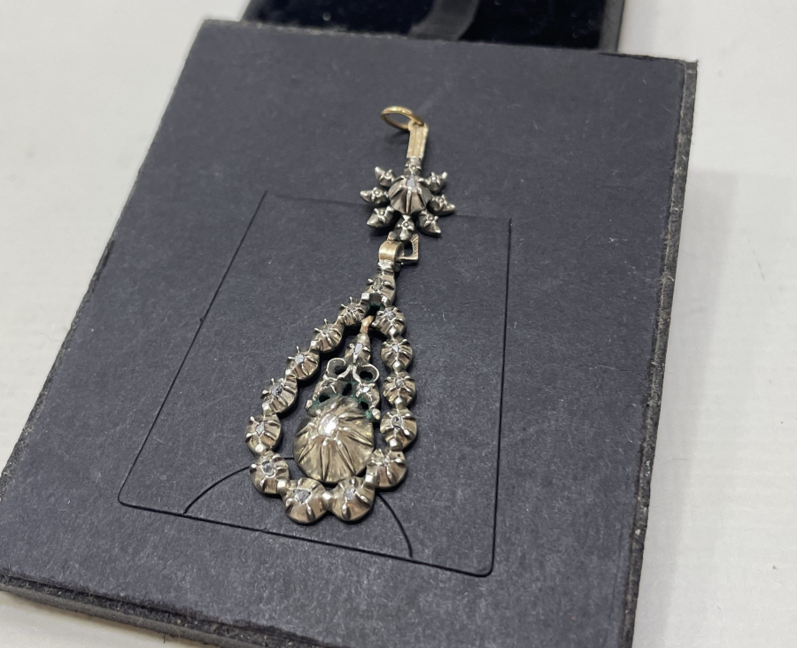 OSMANLI DÖNEMİ 18 AYAR ALTIN ÜZERİ ELMAS TAŞLI OSMANLI KOLYE