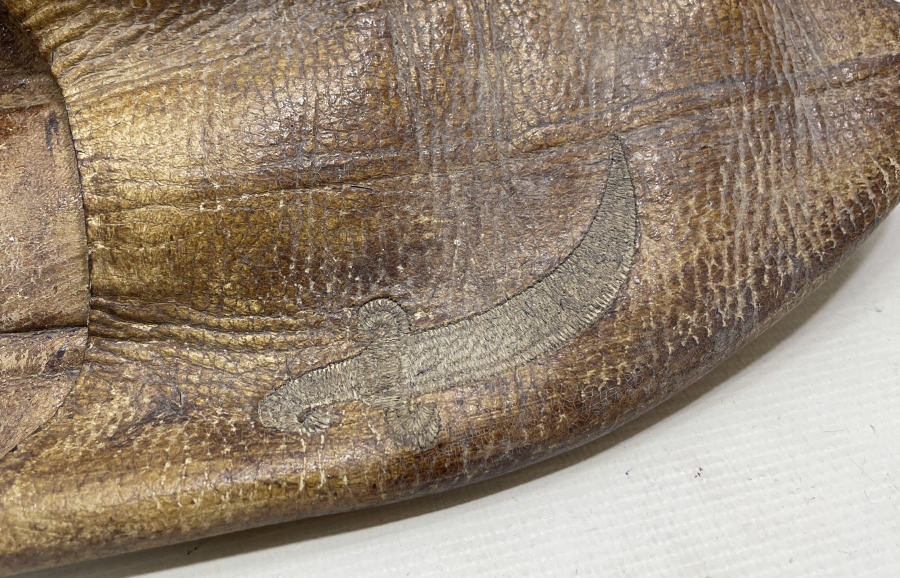 OSMANLI DÖNEMİ DERİ ÜZERİ SIRMA İŞÇİLİKLİ DAMAT TERLİĞİ