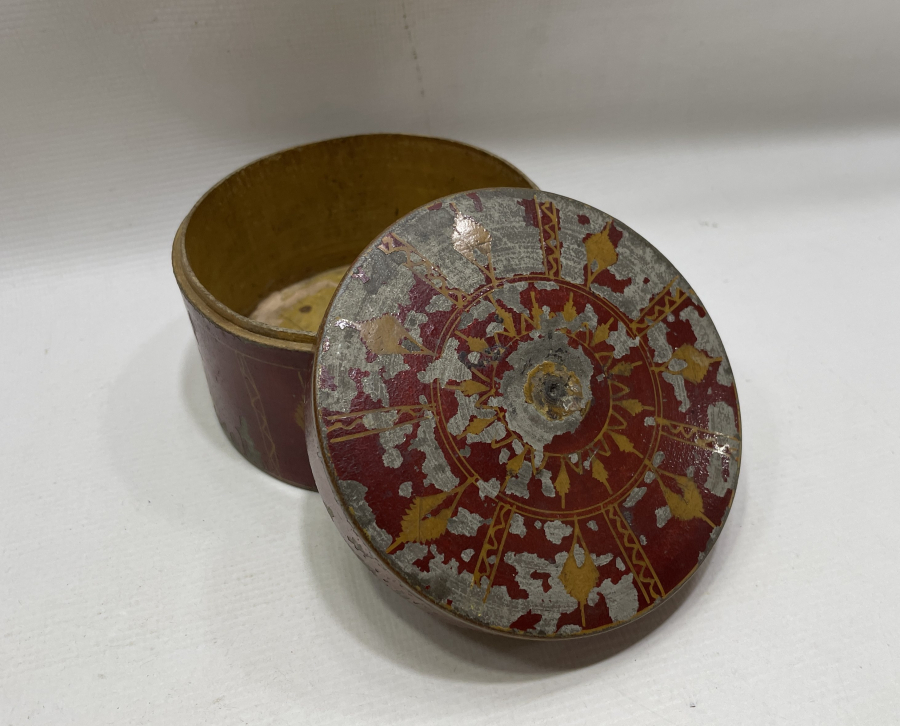 OSMANLI DÖNEMİ EL BOYAMA KAPAKLI TESPİH KUTUSU