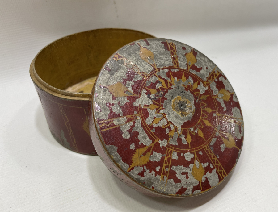 OSMANLI DÖNEMİ EL BOYAMA KAPAKLI TESPİH KUTUSU