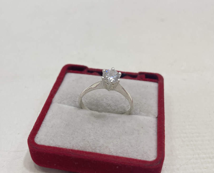 TEKTAŞLI GÜMÜŞ YÜZÜK