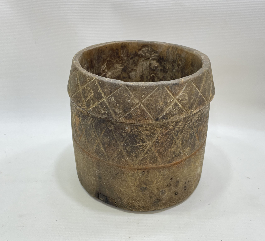 ÜZERİ İŞLEMELİ OSMANLI DÖNEMİ AHŞAP ŞİNİK