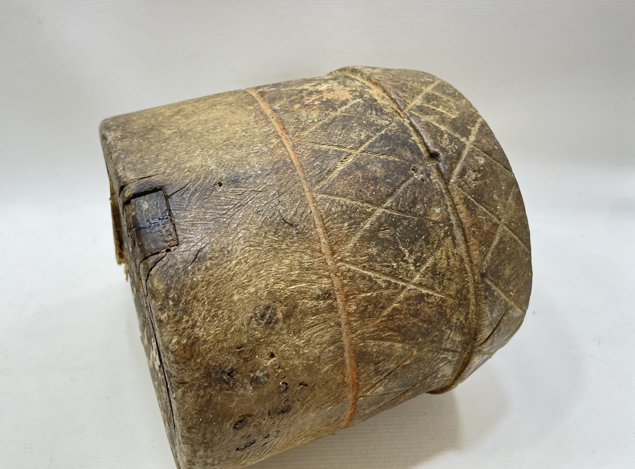 ÜZERİ İŞLEMELİ OSMANLI DÖNEMİ AHŞAP ŞİNİK