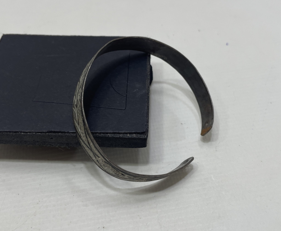 ÜZERİ LALE İŞÇİLİKLİ OSMANLI DÖNEMİ SAVATLI BİLEZİK