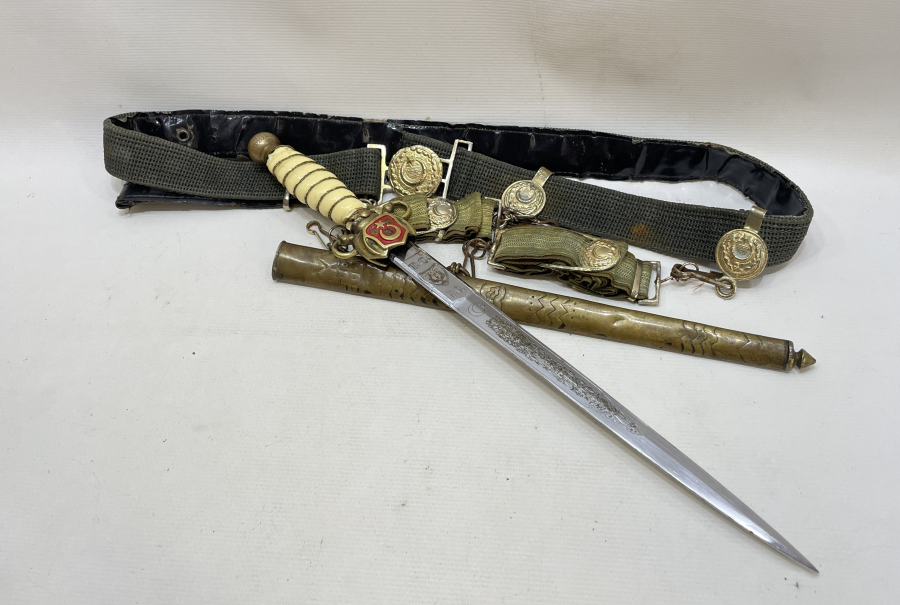 CUMHURİYET BAŞLARI HARP OKULU NADİR SUBAY MEÇİ VE KEMER TAKIMI