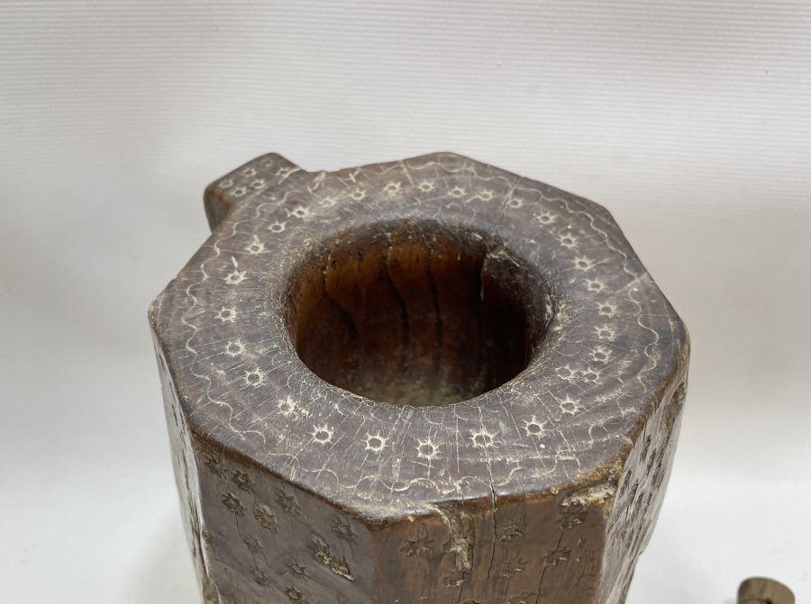 OSMANLI DÖNEMİ EL OYMA BÜYÜK BOY AHŞAP DİBEK