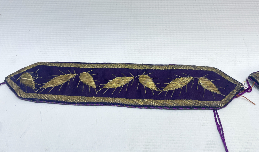 OSMANLI DÖNEMİ GÜMÜŞ SIRMA İŞÇİLİKLİ NADİR RUM İŞİ GELİN ÇENELİĞİ