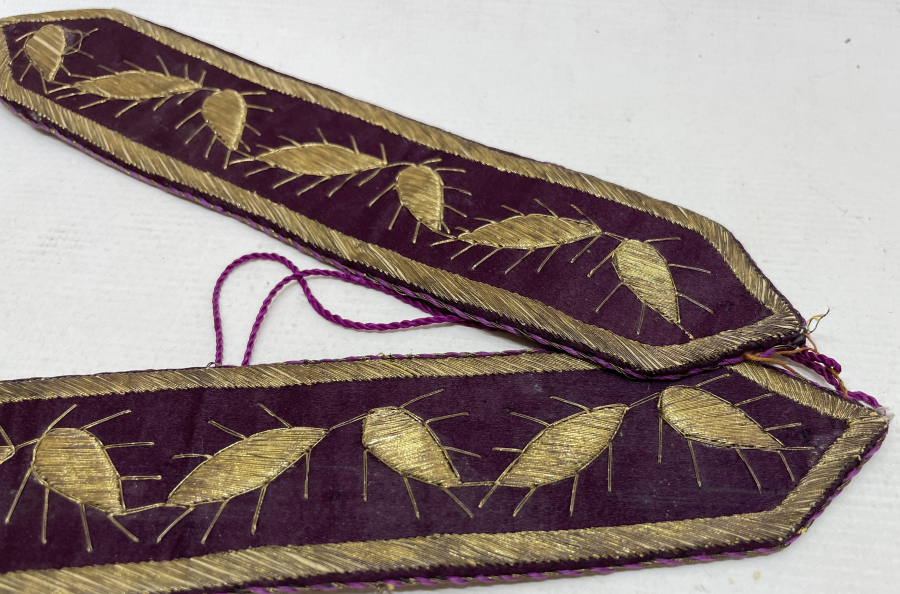 OSMANLI DÖNEMİ GÜMÜŞ SIRMA İŞÇİLİKLİ NADİR RUM İŞİ GELİN ÇENELİĞİ