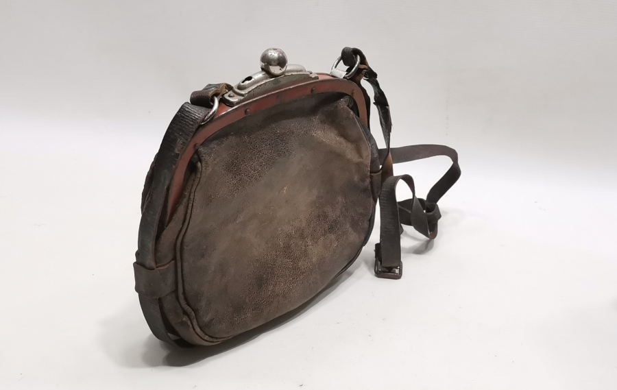 OSMANLI DÖNEMİ HİLAL DÜĞMELİ NADİR SUBAY ÇANTASI