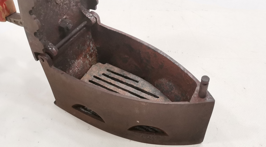 OSMANLI DÖNEMİ IZGARALI DÖKÜM ÜTÜ