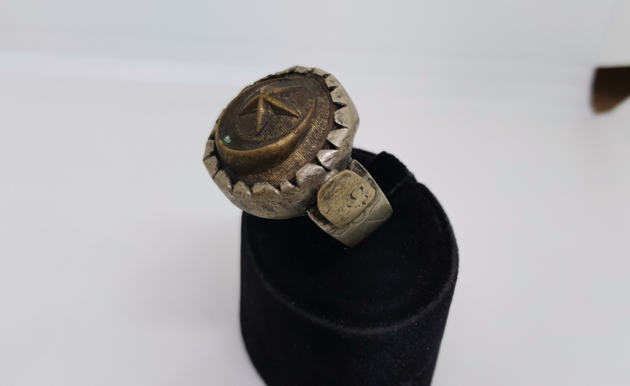 1. DÜNYA SAVAŞI DÖNEMİ PRİMİTİF FORMDA TAMAMI EL YAPIMI SUBAY YÜZÜĞÜ