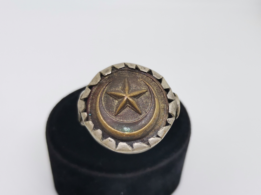 1. DÜNYA SAVAŞI DÖNEMİ PRİMİTİF FORMDA TAMAMI EL YAPIMI SUBAY YÜZÜĞÜ