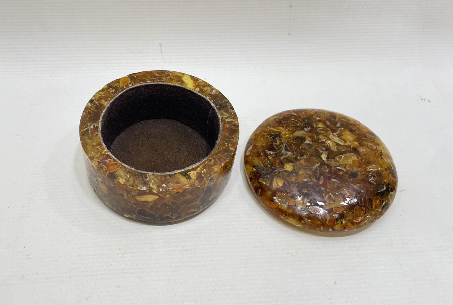 DAMLA KEHRİBARDAN MAMUL ÇOK NADİR ANTİKA TESPİH KUTUSU