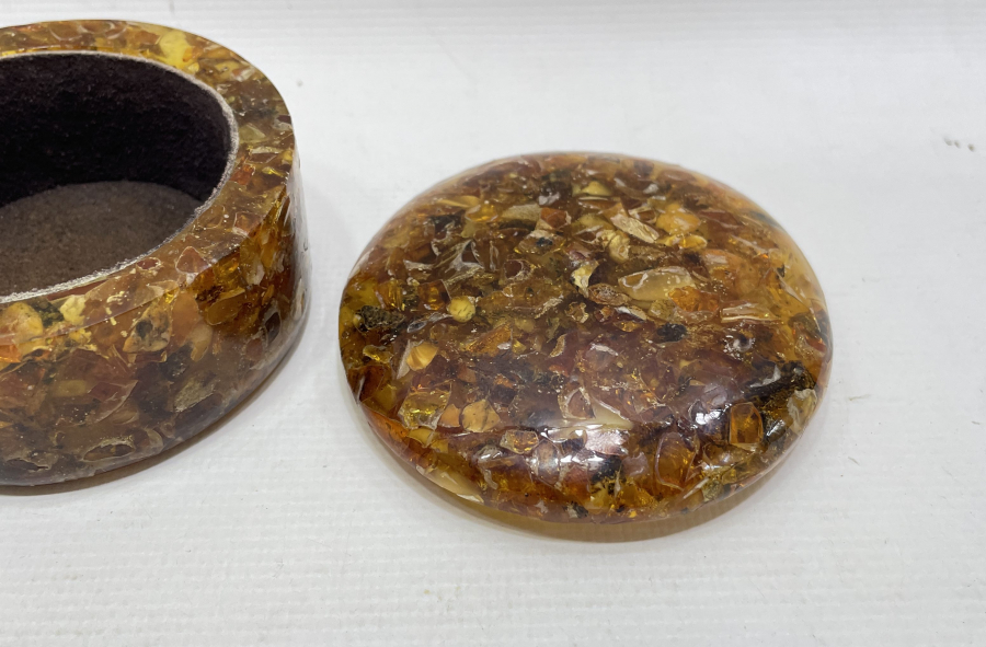 DAMLA KEHRİBARDAN MAMUL ÇOK NADİR ANTİKA TESPİH KUTUSU