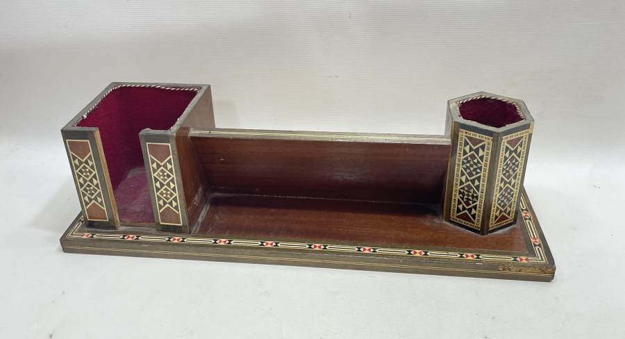 MARKÜTERİ İŞÇİLİKLİ BÜYÜK BOY ANTİKA MASA ÜSTÜ KALEMLİĞİ