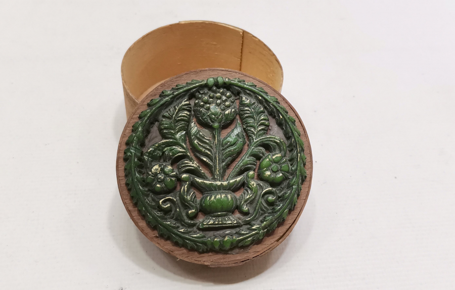 OSMANLI DÖNEMİ KABARTMA İŞÇİLİKLİ TESPİH KUTUSU