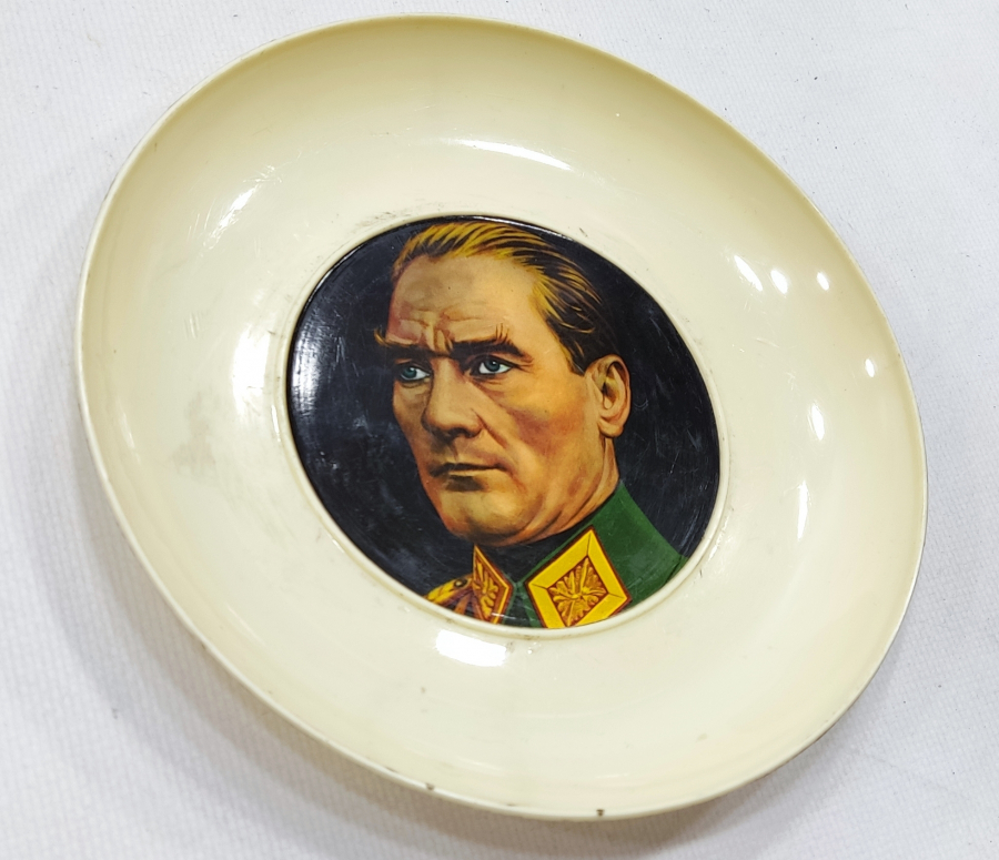 ATATÜRK GÖRSELLİ ANTİKA MELAMİN DUVAR TABAĞI