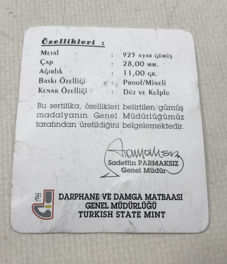ORJİNAL KUTUSUNDA GÜMÜŞ KIZILAY KAN BAĞIŞÇISI MADALYA