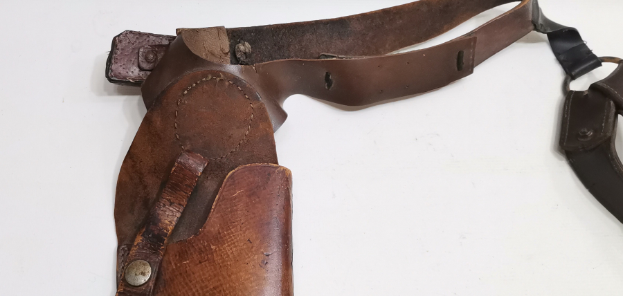 TAM TAKIM ANTİKA DERİ SİLAH ASKISI