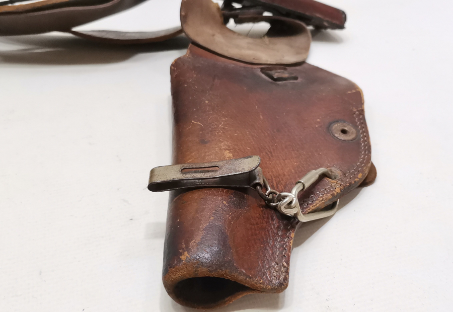 TAM TAKIM ANTİKA DERİ SİLAH ASKISI