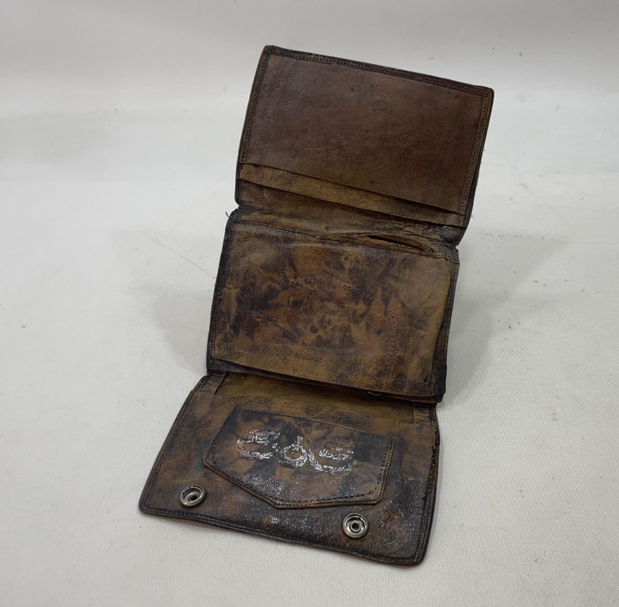 ÜZERİ VE İÇİ OSMANLICA YAZILI NADİR OSMANLI SUBAY CÜZDANI