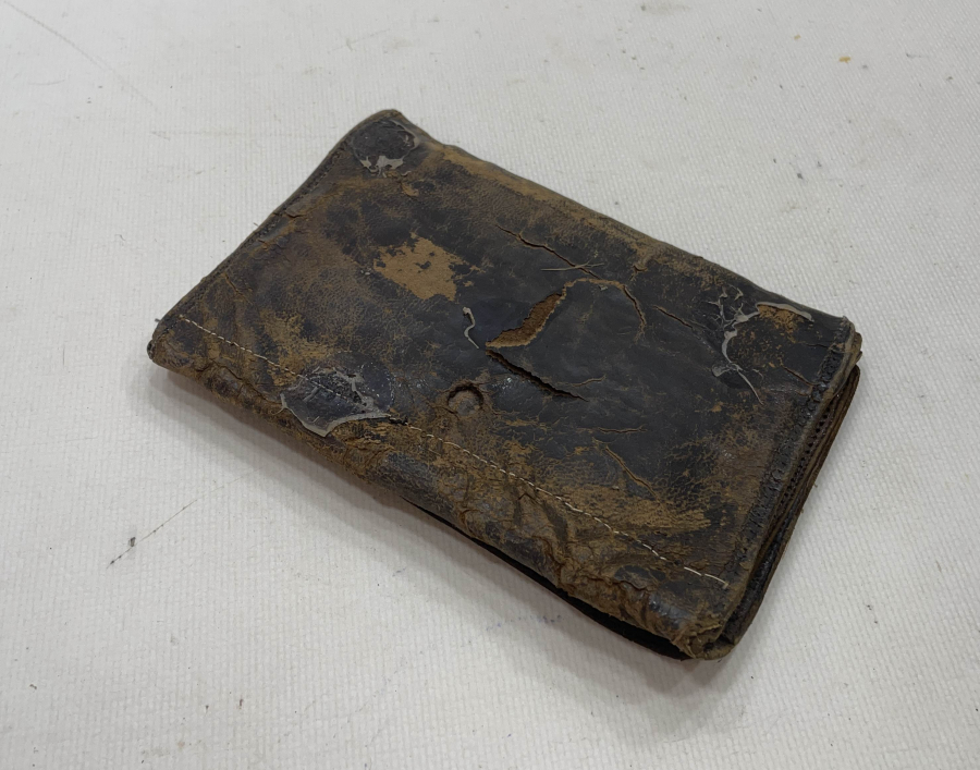 ÜZERİ VE İÇİ OSMANLICA YAZILI NADİR OSMANLI SUBAY CÜZDANI