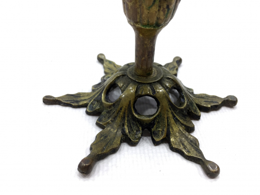 YILDIZ FORMUNDA ANTİKA MUMLUK