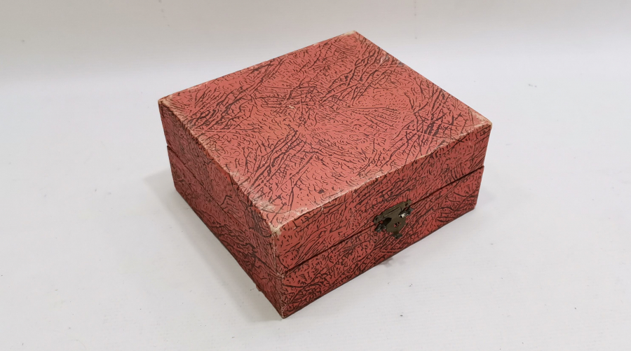 ORJİNAL KUTUSUNDA ANTİKA GÜMÜŞ MAMA TAKIMI 