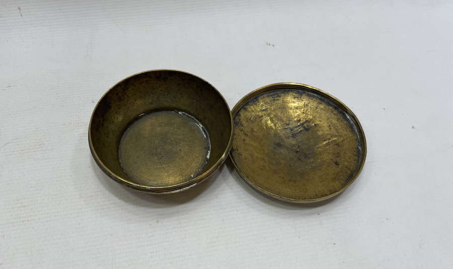 OSMANLI DÖNEMİ SÜLEYMANİYE DAMGALI KAPAKLI KINA TASI