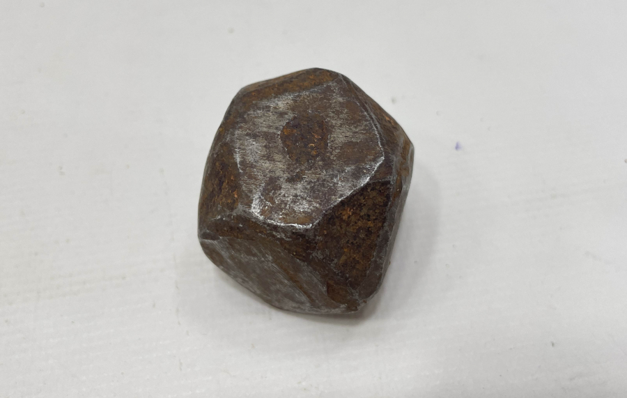 ÜZERİ DAMGALI OSMANLI DÖNEMİ KÖŞELİ DİRHEM