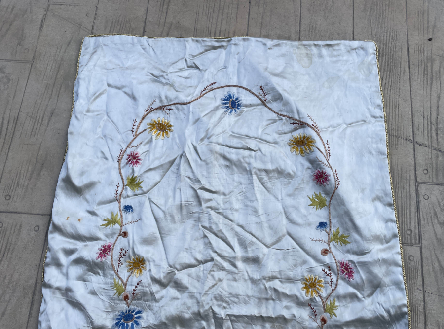 OSMANLI DÖNEMİ İPEK İŞLEMELİ SECCADE