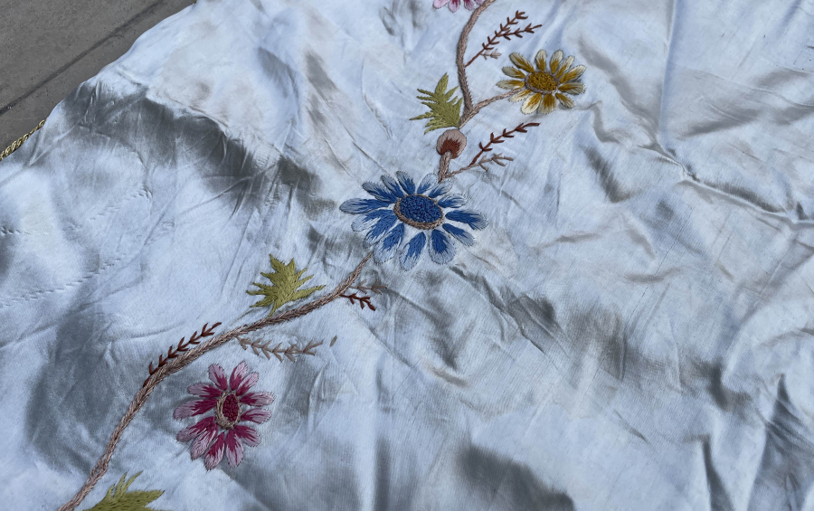 OSMANLI DÖNEMİ İPEK İŞLEMELİ SECCADE