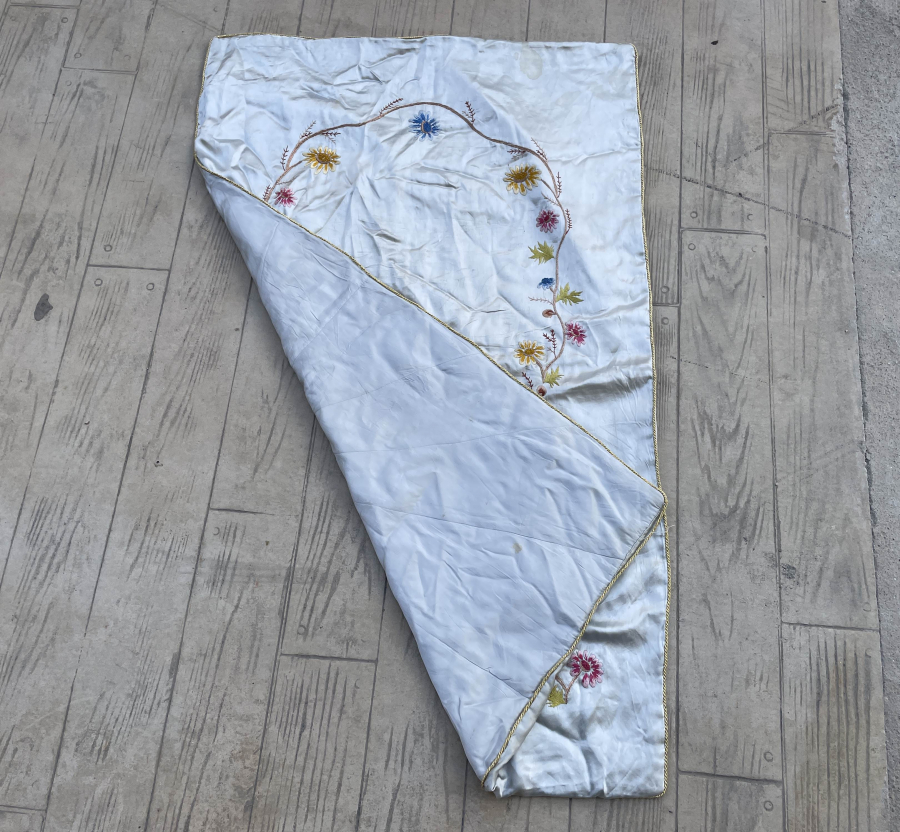 OSMANLI DÖNEMİ İPEK İŞLEMELİ SECCADE