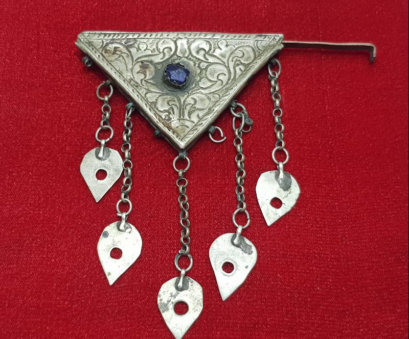 OSMANLI DÖNEMİ GÜMÜŞ ÜÇGEN HAMAYIL 