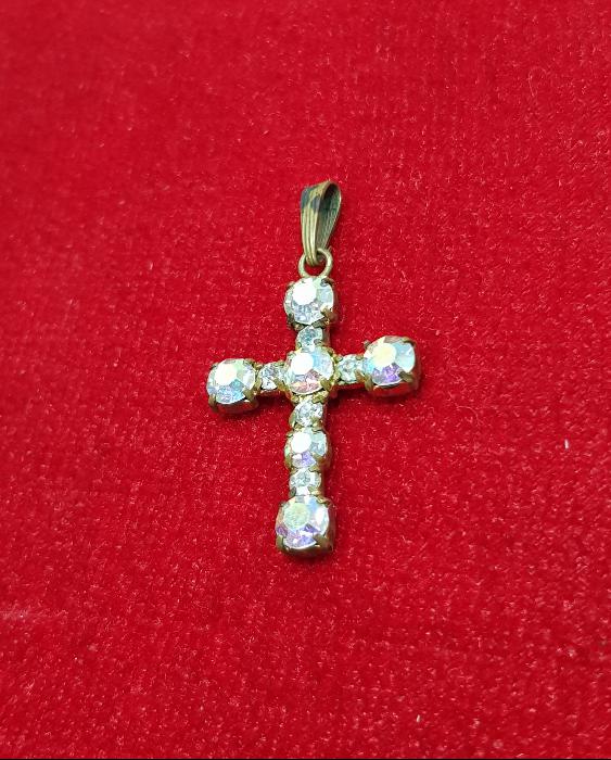 ZİRKON TAŞLARLA SÜSLÜ ANTİKA HAÇ KOLYE UCU