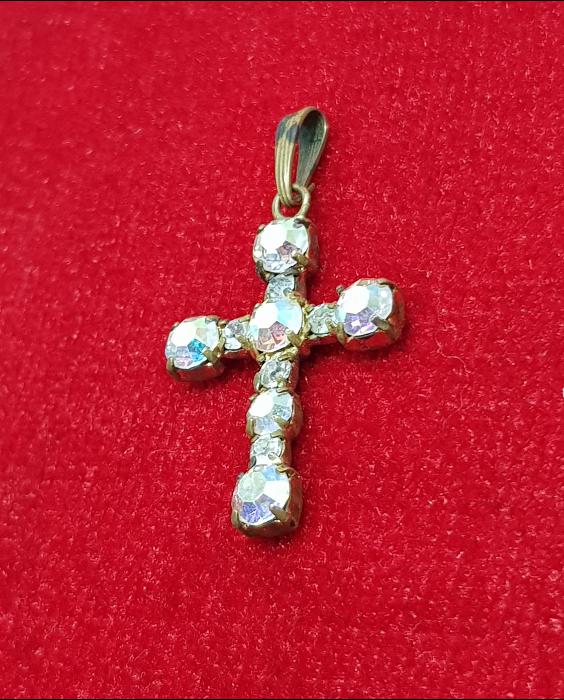 ZİRKON TAŞLARLA SÜSLÜ ANTİKA HAÇ KOLYE UCU