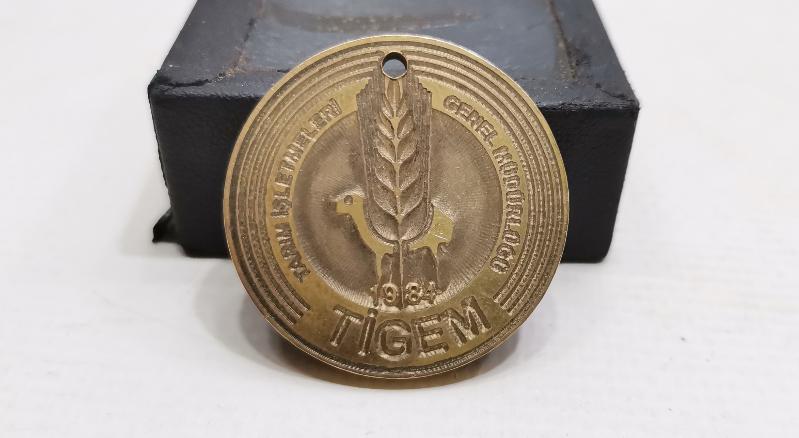 1984 TİGEM KARACABEY TARIM İŞLETMESİ MADALYONU