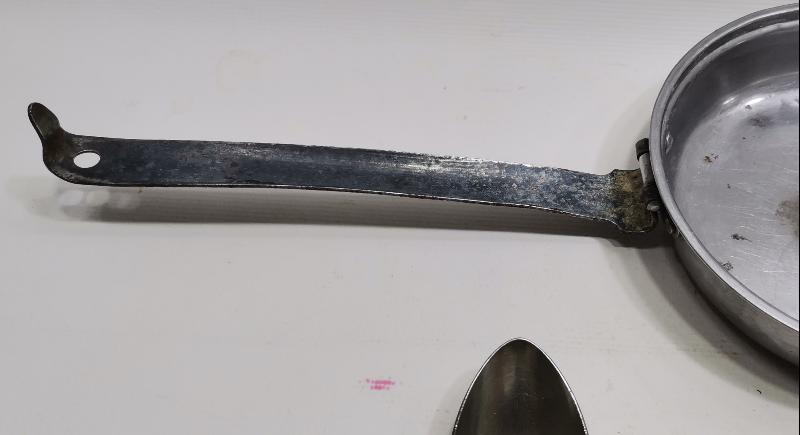 2. DÜNYA SAVAŞI DÖNEMİ 1945 TARİHLİ ASKERİ YEMEK SETİ 