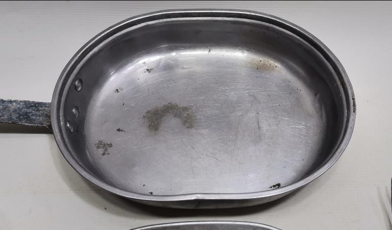 2. DÜNYA SAVAŞI DÖNEMİ 1945 TARİHLİ ASKERİ YEMEK SETİ 