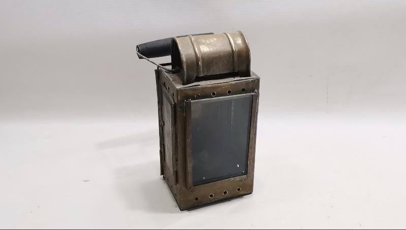 ANTİKA DEMİRYOLU FENERİ 