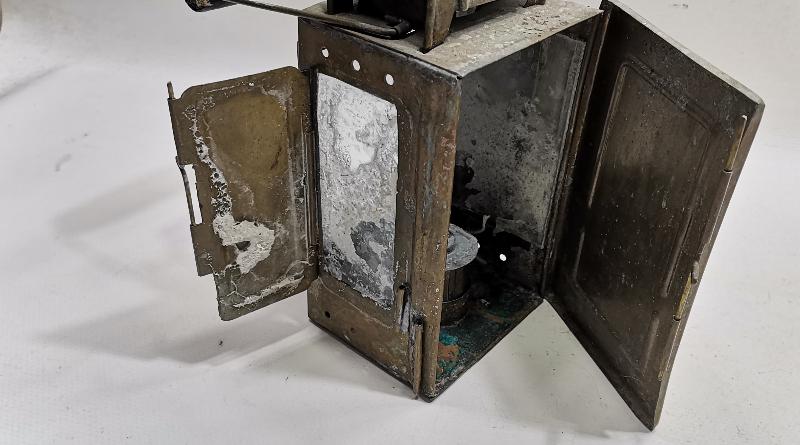 ANTİKA DEMİRYOLU FENERİ 