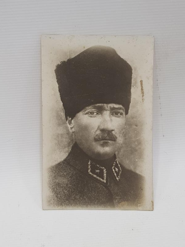 KALPAKLI ATATÜRK FOTOĞRAFI