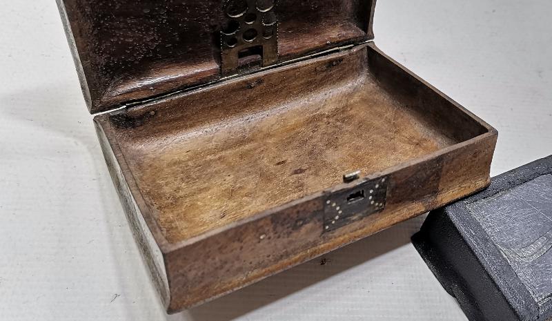 OSMANLI DÖNEMİ 1319 TARİHLİ AYASOFYA CAMİ GÖRSELLİ AHŞAP TÜTÜN TABAKASI