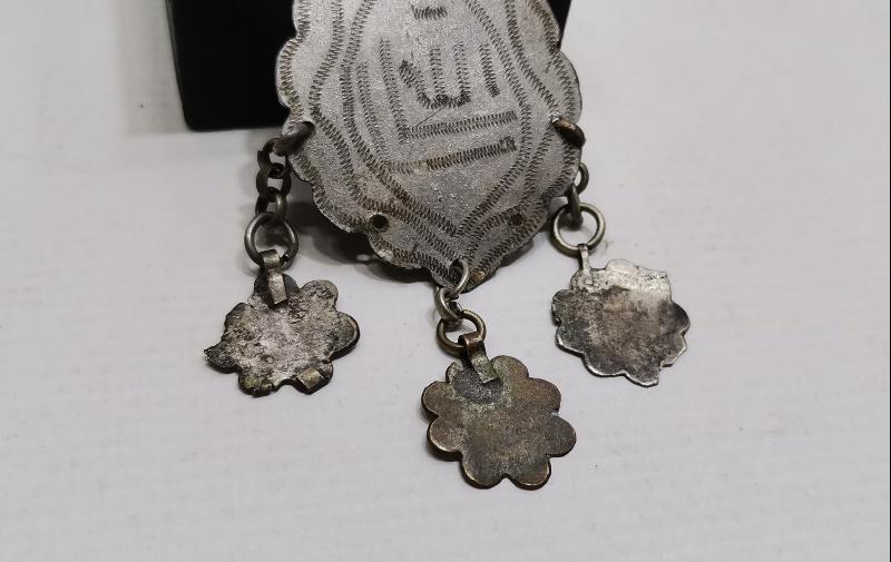 OSMANLI DÖNEMİ MAŞALLAH YAZILI GÜMÜŞ ARMUDİ KOLYE UCU