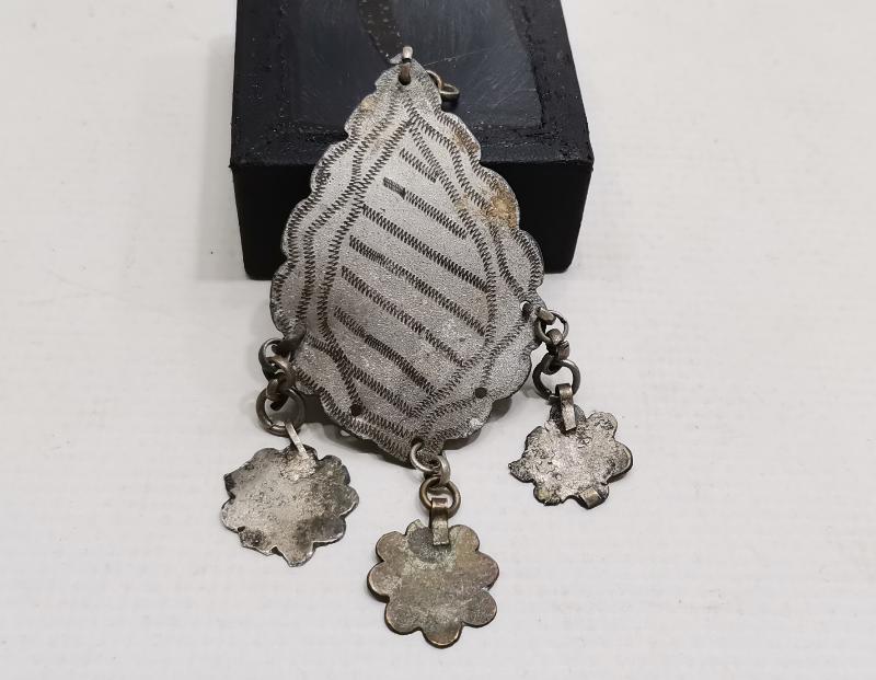 OSMANLI DÖNEMİ MAŞALLAH YAZILI GÜMÜŞ ARMUDİ KOLYE UCU