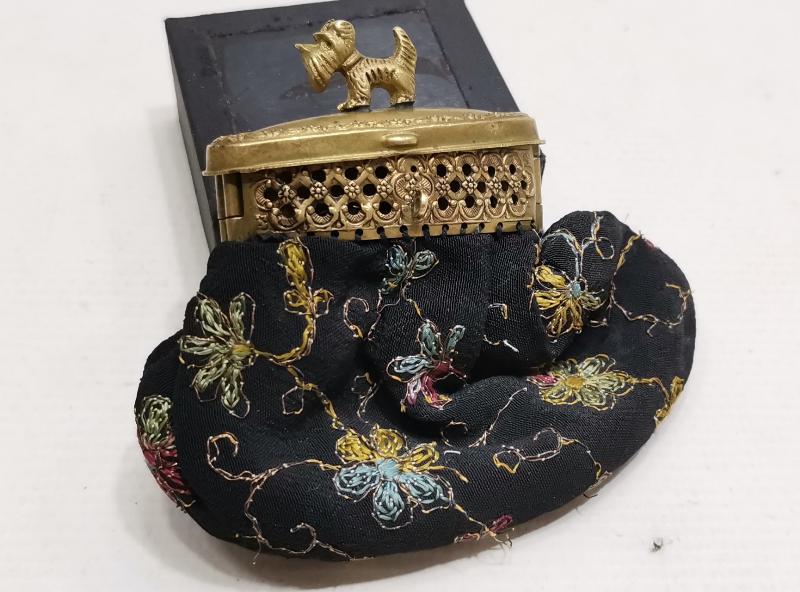 OSMANLI DÖNEMİ AVRUPA YAPIMI NADİR FORMDA BOZUK PARA CÜZDANI 