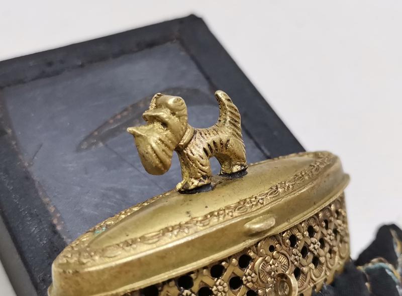 OSMANLI DÖNEMİ AVRUPA YAPIMI NADİR FORMDA BOZUK PARA CÜZDANI 