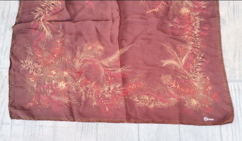 1970'LERDEN VAKKO EŞARP