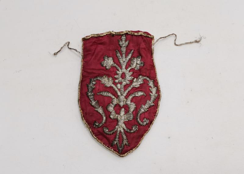 OSMANLI DÖNEMİ ALTIN SIRMA İŞLEMELİ BİNDALLI PARA KESESİ