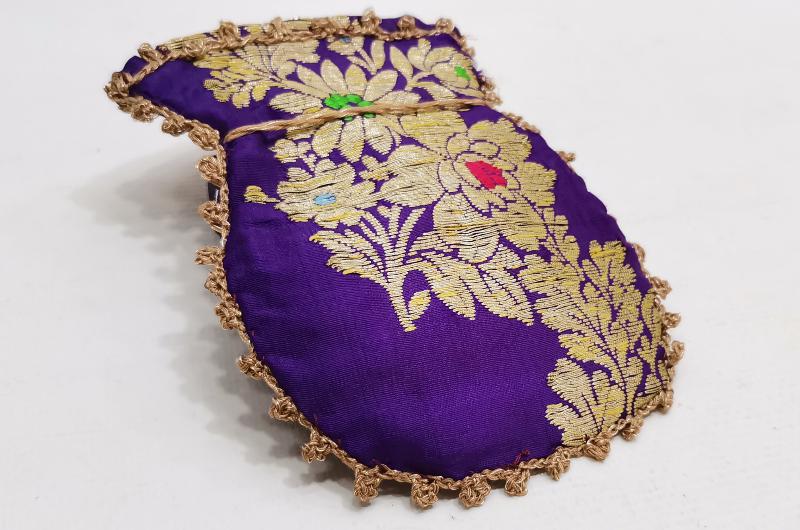 OSMANLI DÖNEMİ ALTIN SIRMA İŞLEMELİ MOR RENKLİ ELMASİYE KESE